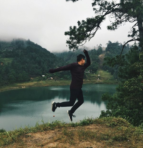 Peut-on trouver une maison de vacances en Algarve avec des cours de kitesurf et des balades en bateau?